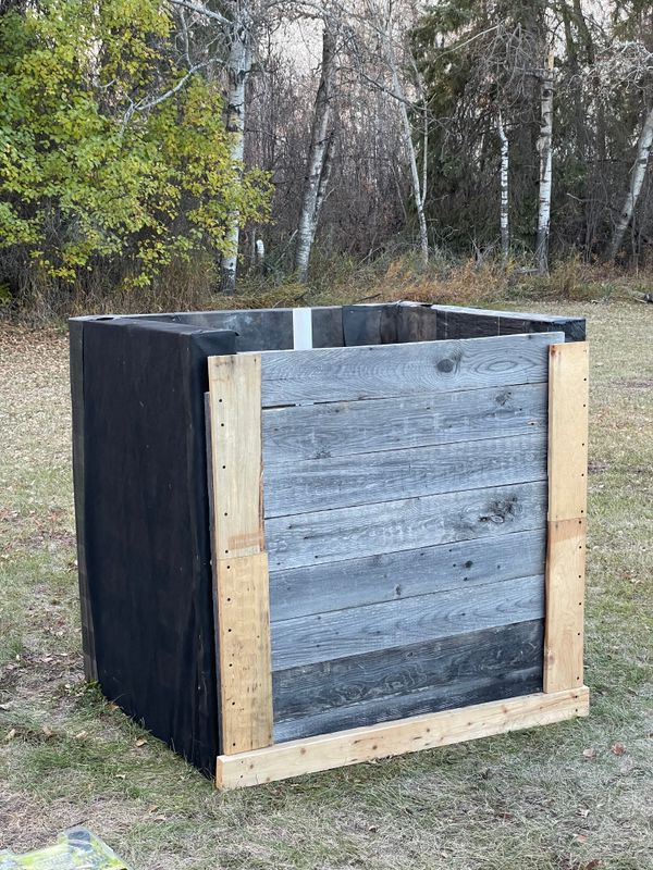 DIY - Pallet Compost Bin